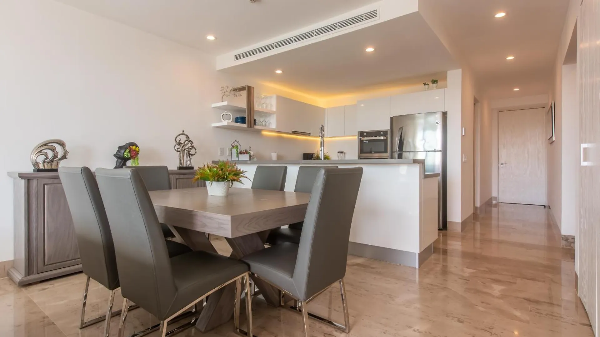 Apartment Oceana Residences Playa del Carmen Mexico